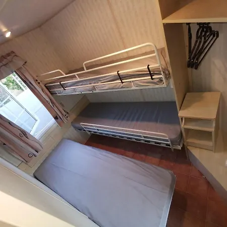 Maison Privee Dans Une Zone Calme Et Securisee 펜션 아티스 몽스